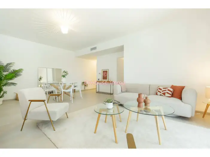 Appartement 3 pièces de 76 m² - Aix-en-Provence (13540)