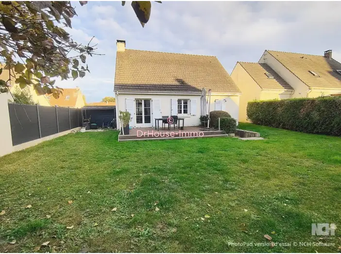 Maison 5 pièces de 106 m² - La Chapelle-en-Serval (60520)