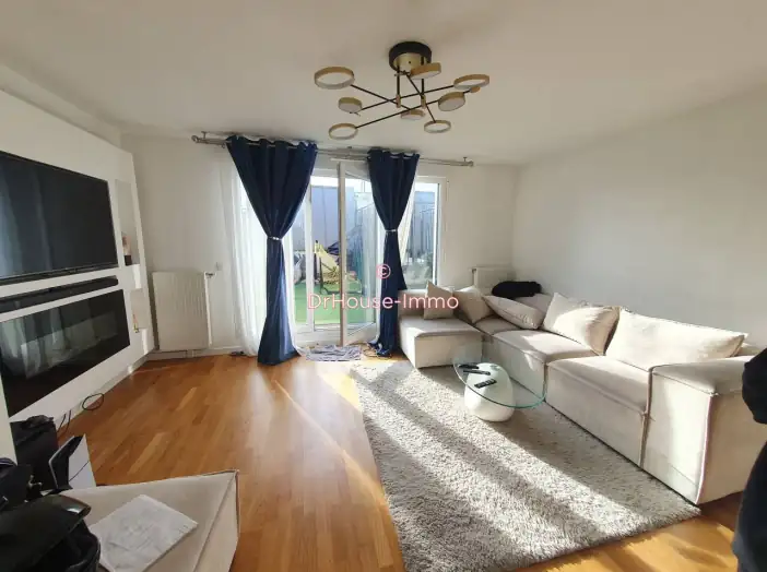 Appartement 4 pièces de 80 m² - Bezons (95870)