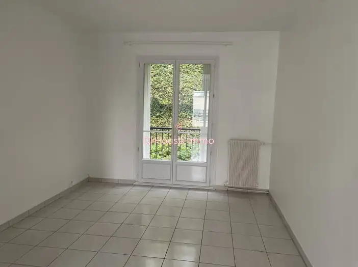 Appartement 3 pièces de 60 m² - Angoulême (16000)