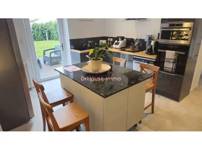 Maison 6 pièces de 173 m² - Périgueux (24000)