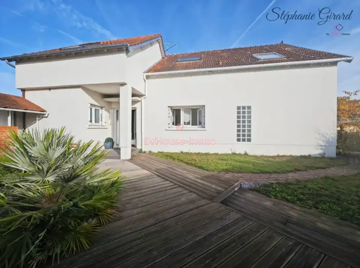 Maison 5 pièces de 135 m² - Fleury-les-Aubrais (45400)