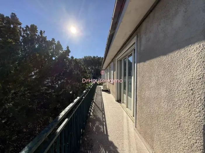 Maison 7 pièces de 100 m² - Saint-Victoret (13730)