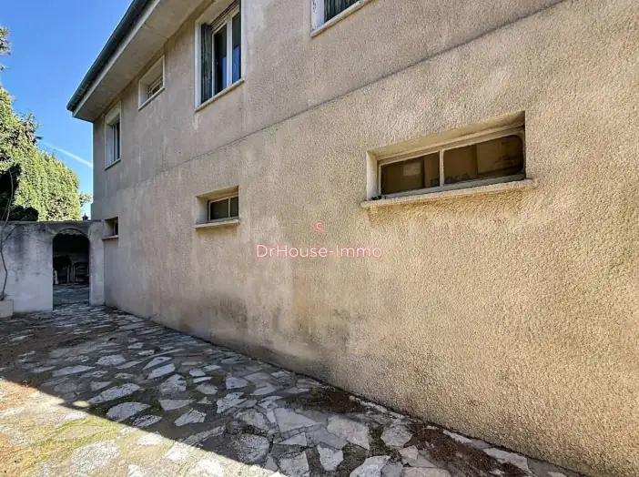 Maison 7 pièces de 100 m² - Saint-Victoret (13730)