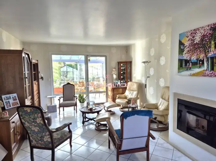 Maison 6 pièces de 136 m² - Thumeries (59239)