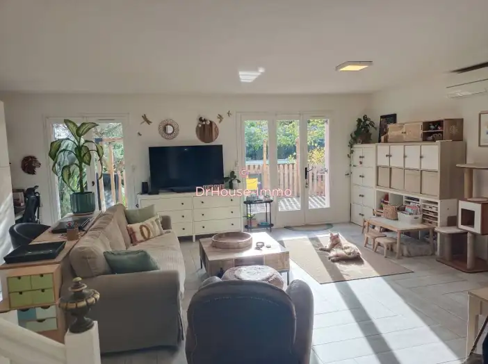 Maison 5 pièces de 103 m² - Hyères (83400)