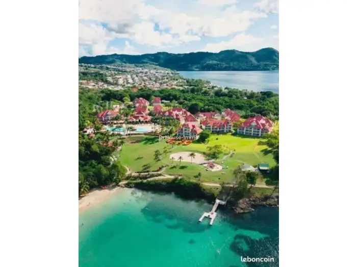 Appartement 3 pièces de 53 m² - Sainte-Luce (97228)