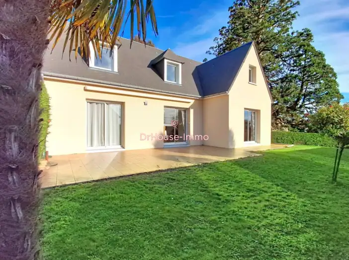 Maison 7 pièces de 153 m² - Saint-Senier-sous-Avranches (50300)