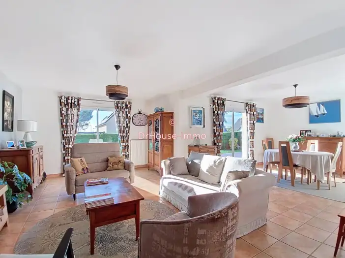 Maison 7 pièces de 153 m² - Saint-Senier-sous-Avranches (50300)