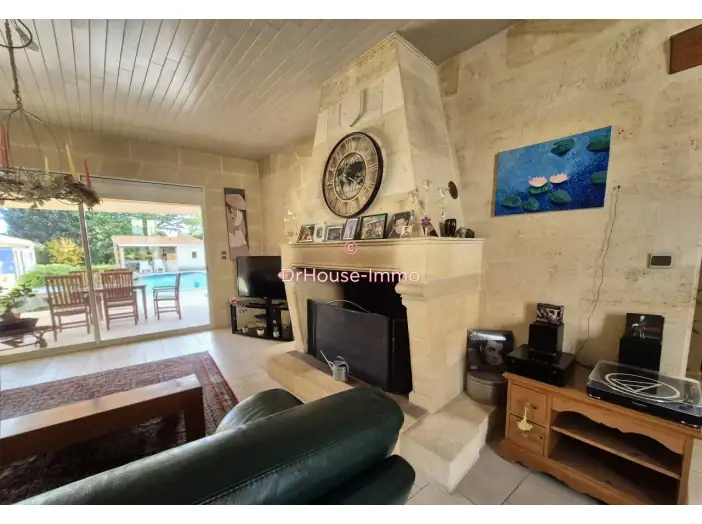 Maison 6 pièces de 188 m² - Bègles (33130)