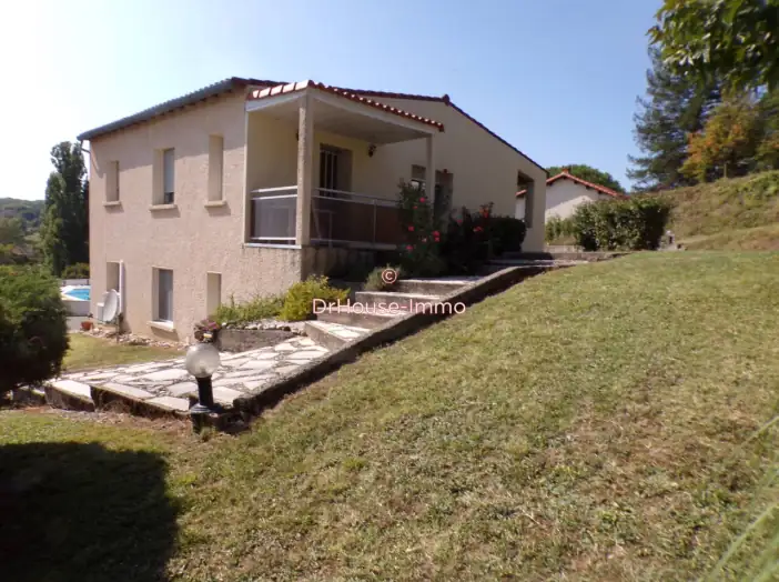 Maison 6 pièces de 102 m² - Carmaux (81400)