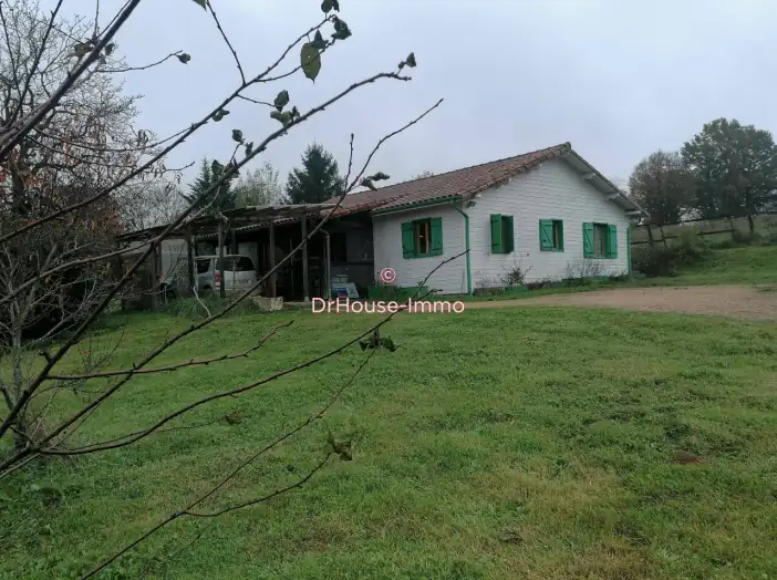 Maison 4 pièces de 85 m² - Gramat (46500)