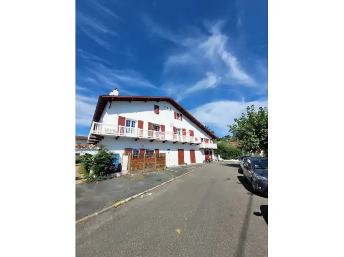 Appartement 2 pièces de 26 m² - Ciboure (64500)