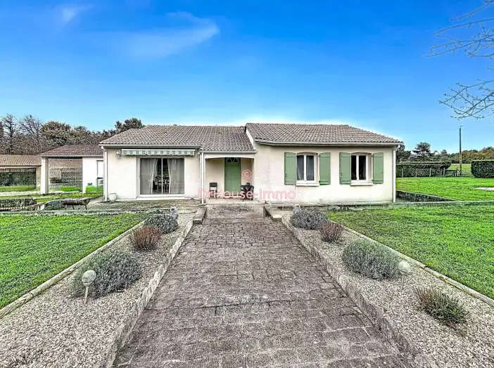 Maison 4 pièces de 91 m² - Lamonzie-Montastruc (24520)