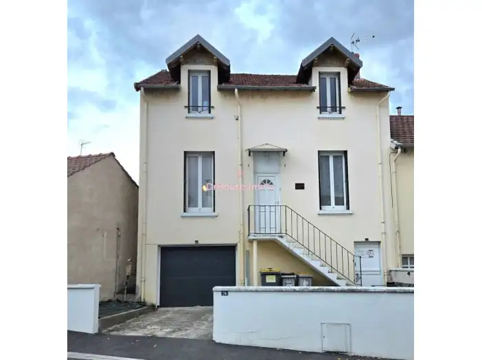 Maison 6 pièces de 150 m² - Vichy (03200)