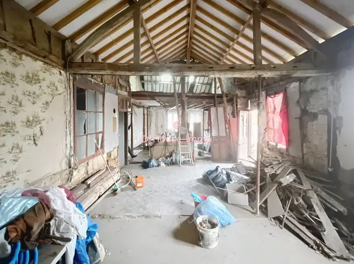 Maison 3 pièces de 150 m² - Poix-de-Picardie (80290)