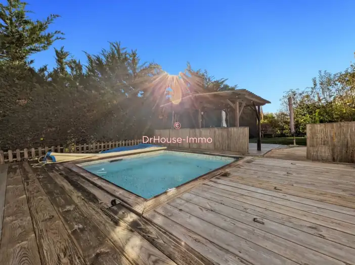 Maison 4 pièces de 104 m² - Limas (69400)