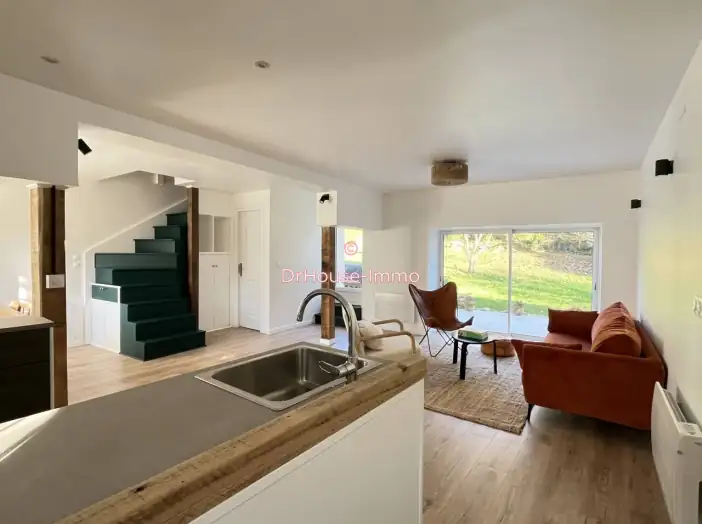 Maison 4 pièces de 75 m² - Fontenay-près-Vézelay (89450)