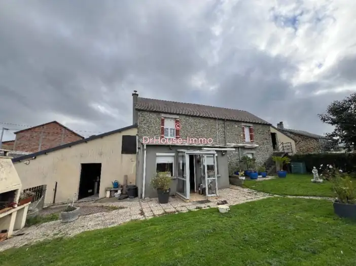 Maison 5 pièces de 120 m² - Condé-en-Normandie (14110)