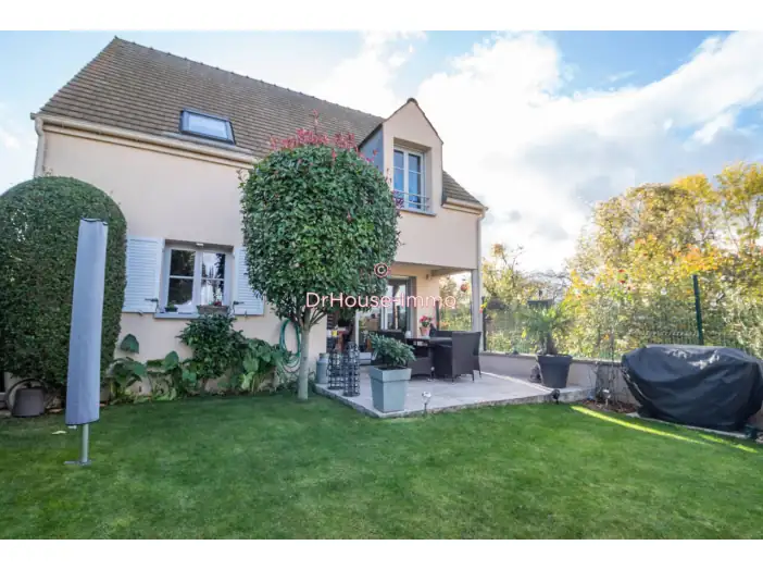 Maison 4 pièces de 99 m² - Ecquevilly (78920)