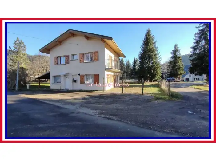 Maison 5 pièces de 129 m² - Autrans (38880)