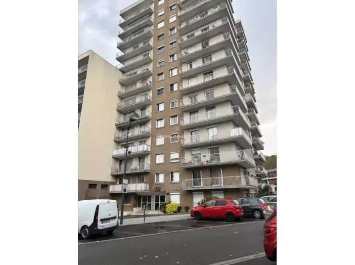 Appartement 3 pièces de 62 m² - Chelles (77500)