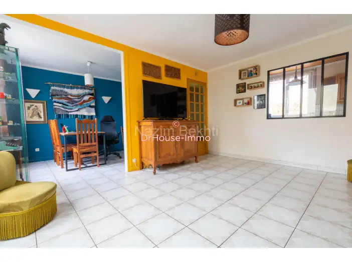 Maison 6 pièces de 88 m² - Mantes-la-Jolie (78200)