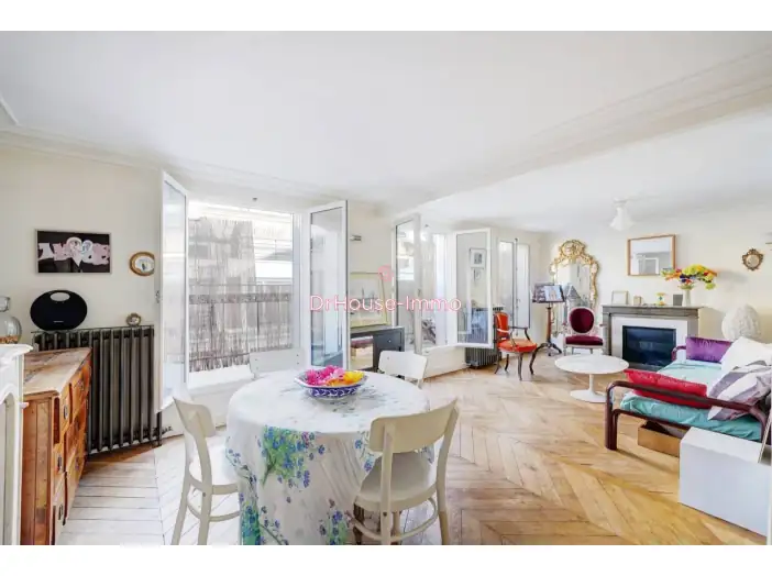 Appartement 4 pièces de 88 m² - Paris (75009)