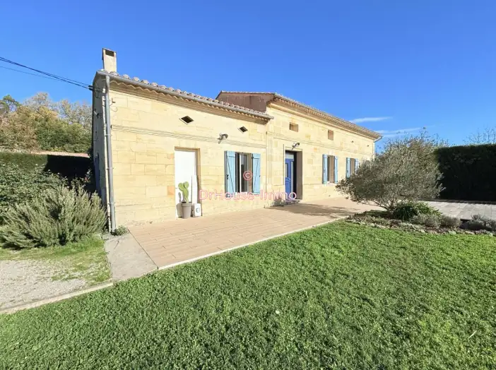 Maison 6 pièces de 247 m² - Listrac-Médoc (33480)
