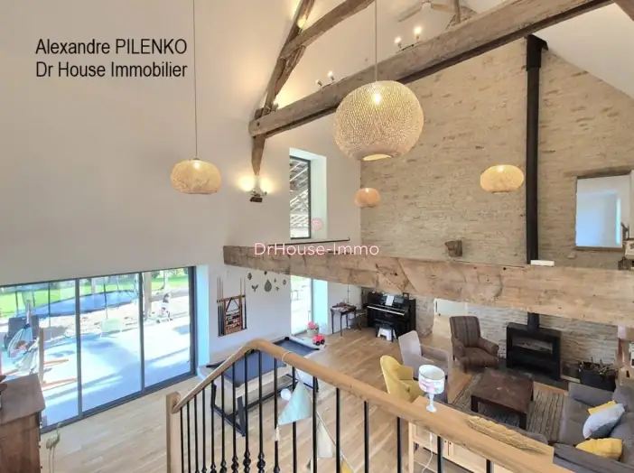 Maison 12 pièces de 300 m² - Chalon-sur-Saône (71100)