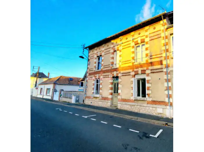 Maison 5 pièces de 108 m² - Vendôme (41100)