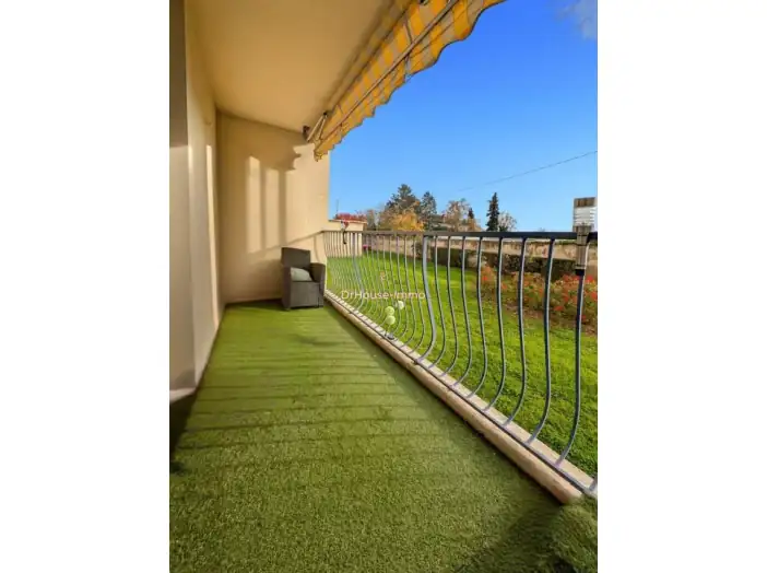 Appartement 4 pièces de 69 m² - Villefranche-sur-Saône (69400)