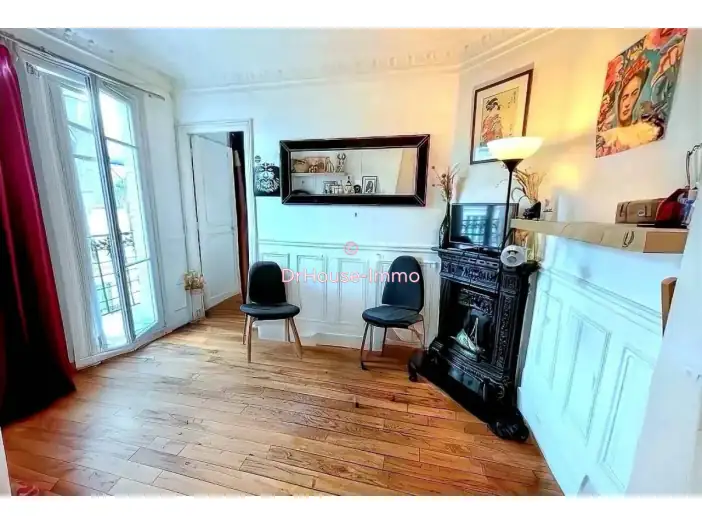 Appartement 2 pièces de 25 m² - Paris (75015)