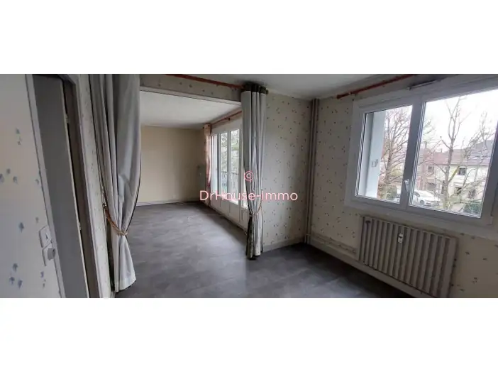 Appartement 2 pièces de 48 m² - Saint-André-les-Vergers (10120)