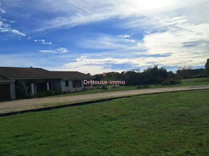 Maison 5 pièces de 132 m² - Gaillan-en-Médoc (33340)