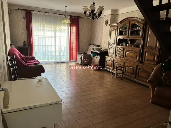 Maison 8 pièces de 161 m² - Le Grau-du-Roi (30240)