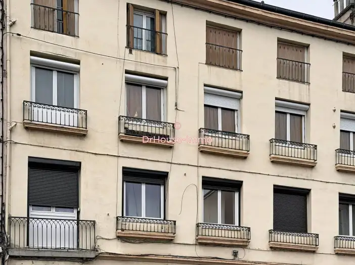 Appartement 4 pièces de 69 m² - Saint-Étienne (42000)