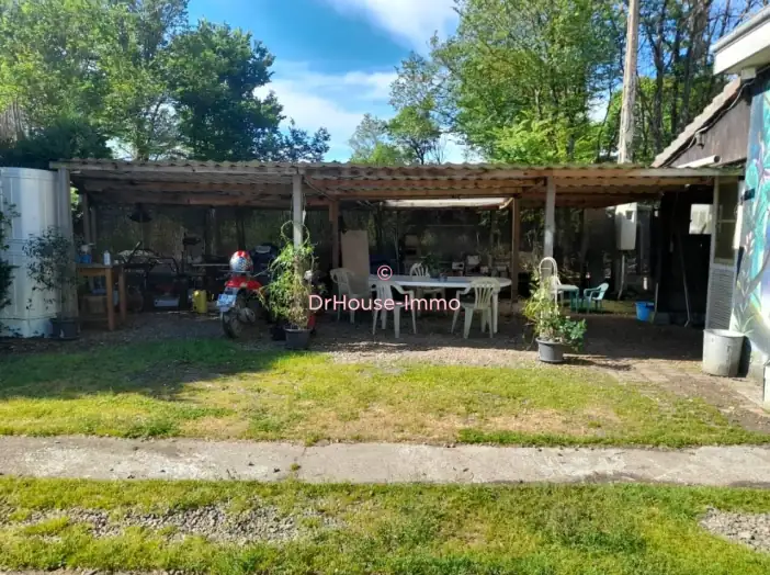 Maison 5 pièces de 164 m² - Pouligny-Saint-Pierre (36300)