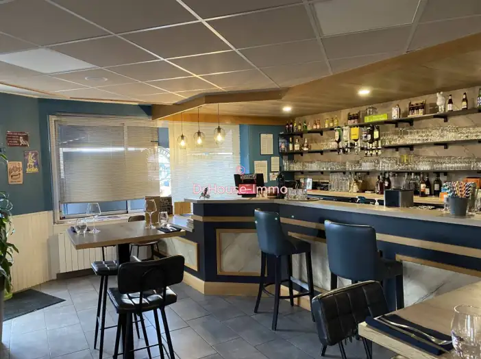 Commerce de 300 m² - Barneville-Carteret (50270)