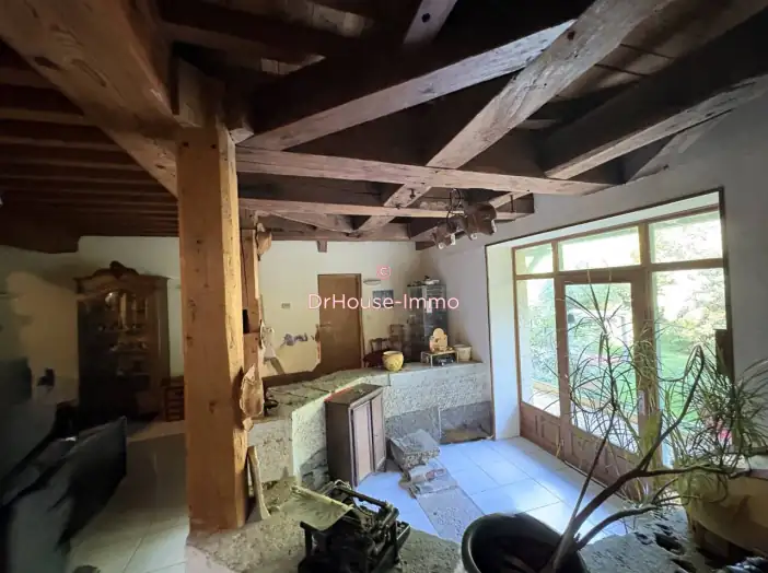 Maison 7 pièces de 227 m² - Saint-Cyr-au-Mont-d'Or (69450)