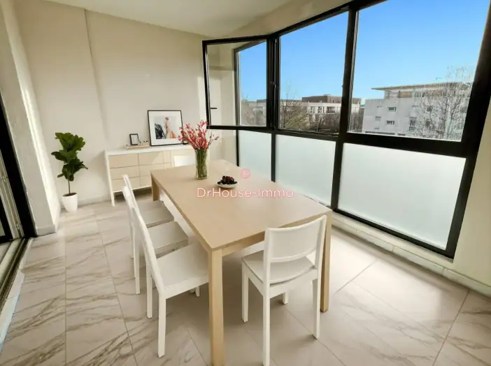 Appartement 3 pièces de 79 m² - Montévrain (77144)