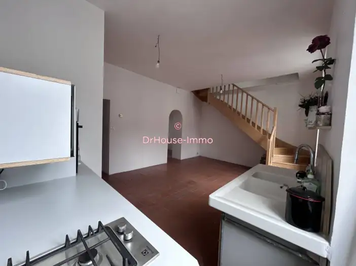 Appartement 2 pièces de 61 m² - Nantes (44100)