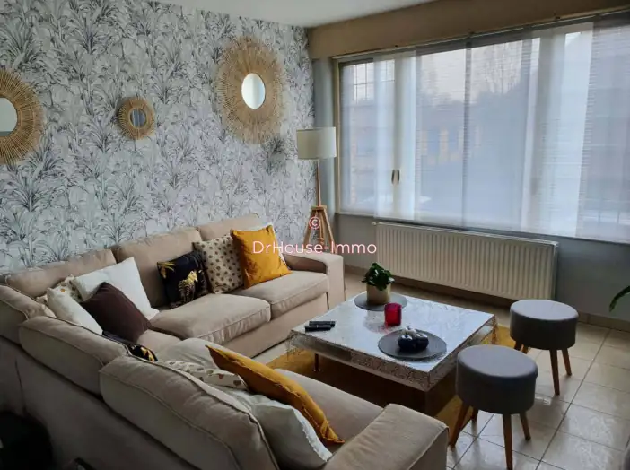 Maison 4 pièces de 130 m² - Estaires (59940)