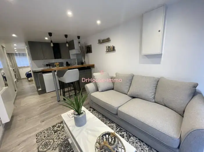 Maison 5 pièces de 136 m² - Camélas (66300)