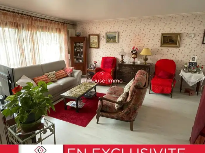 Appartement 4 pièces de 79 m² - Mantes-la-Ville (78711)