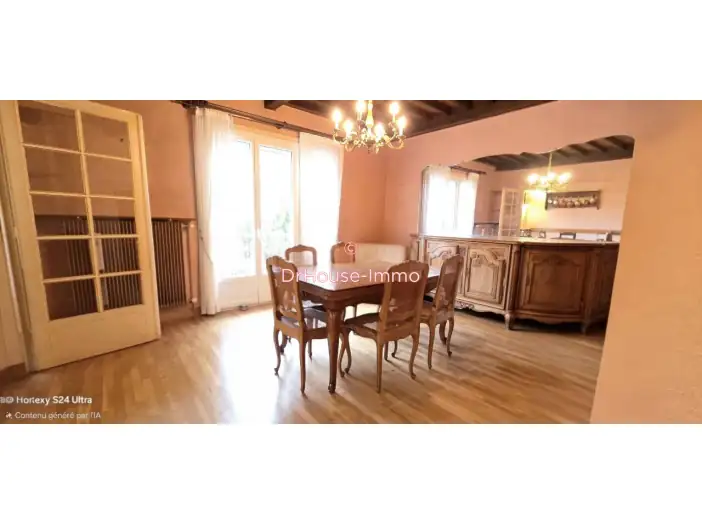 Maison 5 pièces de 153 m² - Unieux (42240)