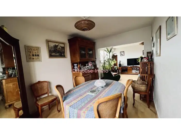 Appartement 5 pièces de 98 m² - Lorient (56100)