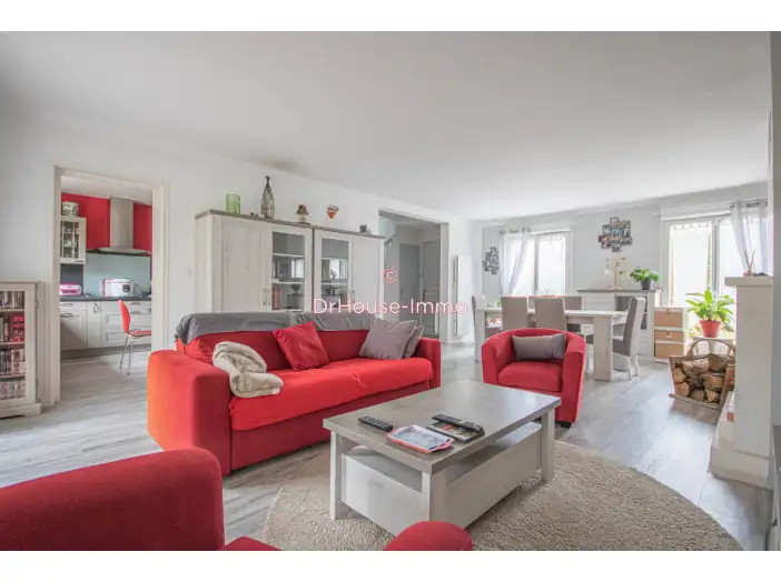 Maison 6 pièces de 109 m² - Garancières (78890)