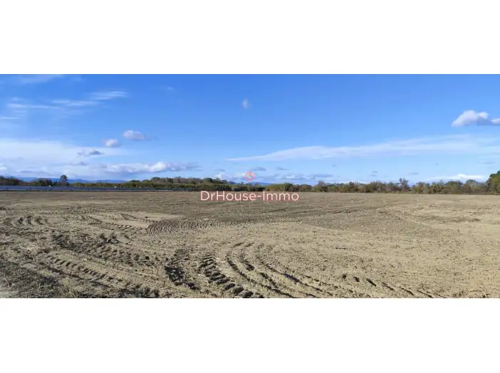 Terrain de 9 920 m² - Torreilles (66440)