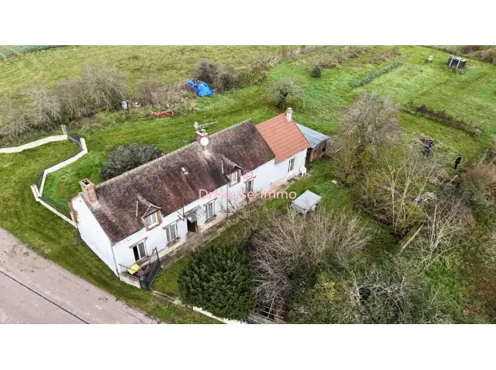 Maison 5 pièces de 121 m² - Pers-en-Gâtinais (45210)